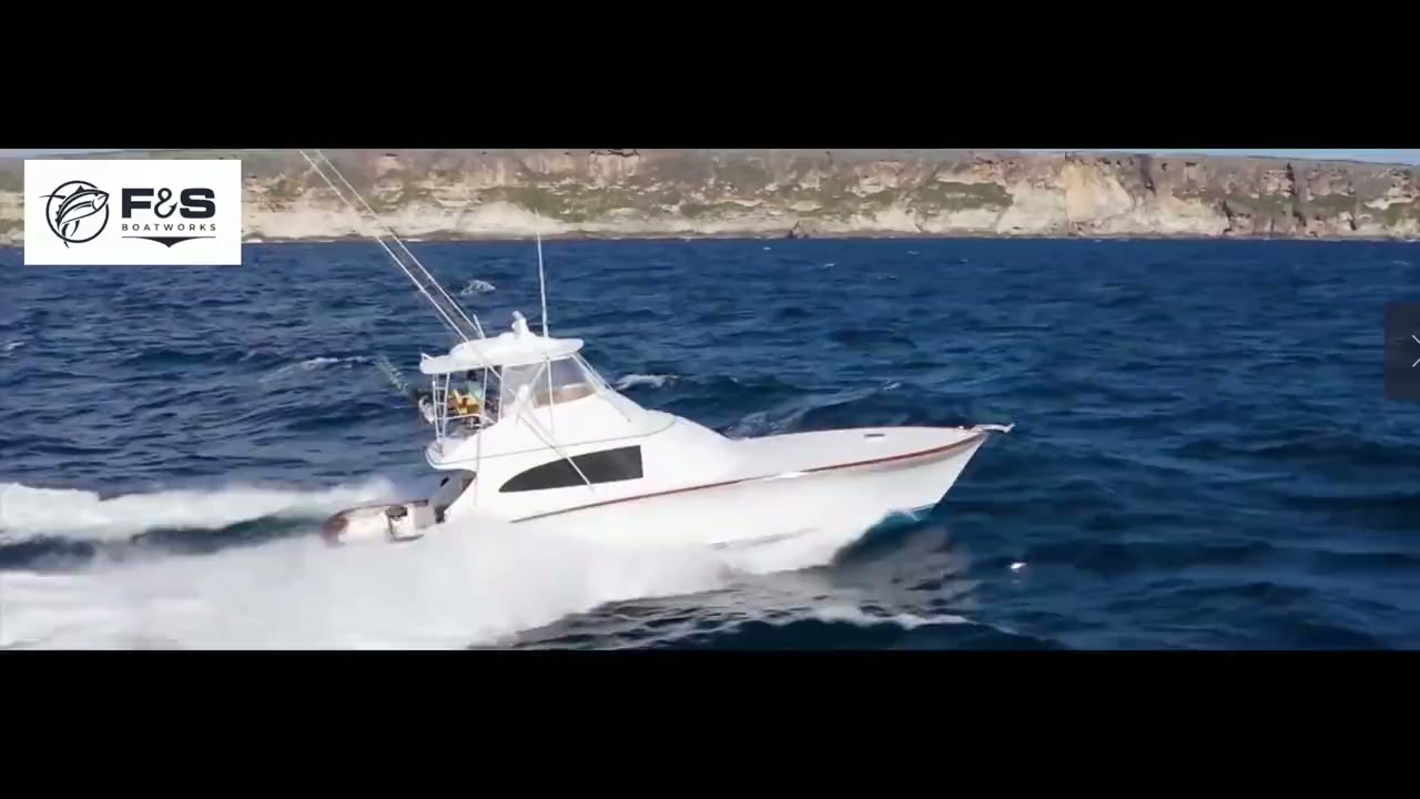 Boat marketplace — marina and boats on the water